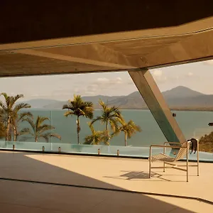  Villa 'the Edge' Unique Luxury Experience